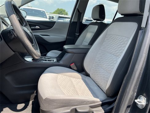 Used 2018 Chevrolet Equinox LS image 13