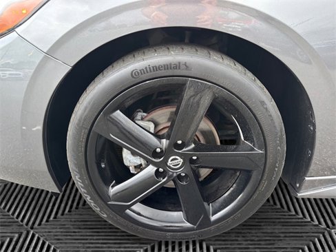 Used 2023 Nissan Sentra SR w/ Midnight Edition Package image 14