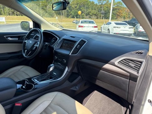 Used 2015 Ford Edge SEL w/ Equipment Group 201A image 10