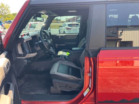 Used 2022 Ford Bronco Wildtrak image 13