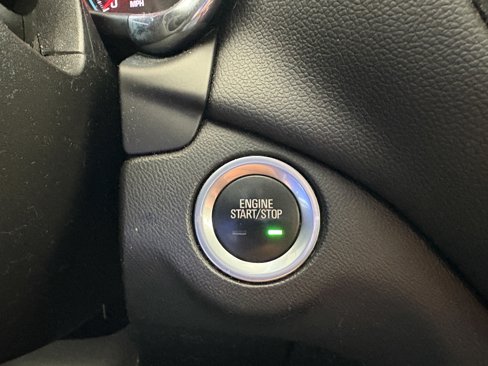 Used 2019 Chevrolet Equinox LT w/ Driver Convenience Package image 15