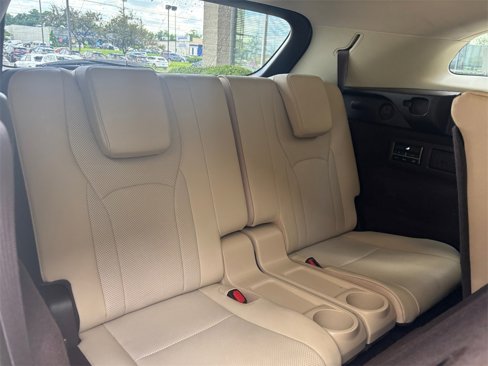 Used 2018 Lexus RX 350L FWD image 13