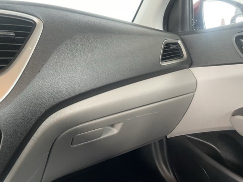 Used 2019 Hyundai Accent SE image 36