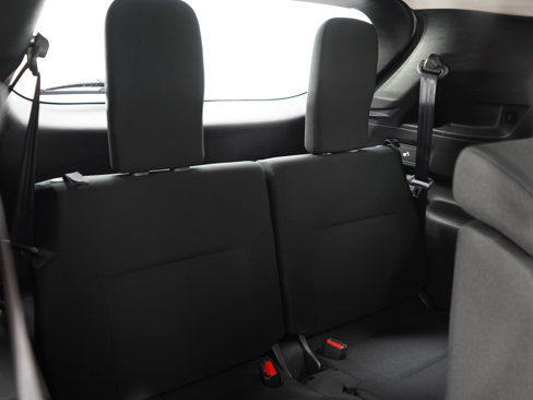 Used 2024 Mitsubishi Outlander ES image 12