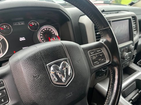 Used 2021 RAM 1500 Classic Tradesman image 9