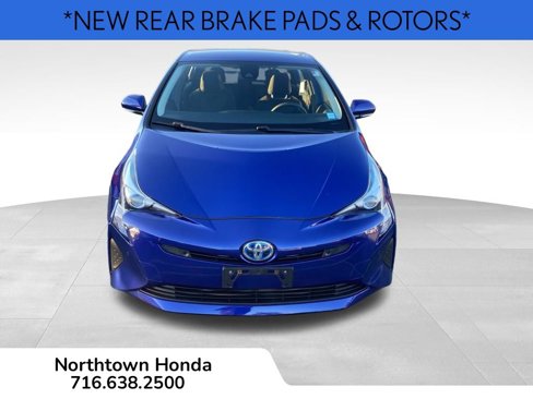 Used 2018 Toyota Prius Four image 3