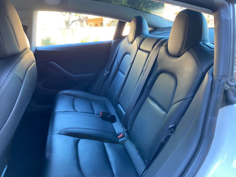 Used 2018 Tesla Model 3 Long Range image 32