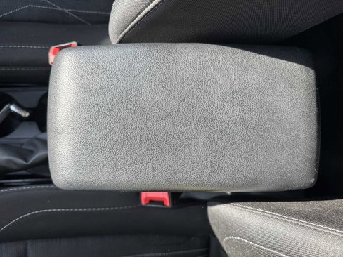 Used 2019 Ford EcoSport SE image 30