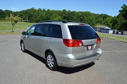 Used 2008 Toyota Sienna LE image 55