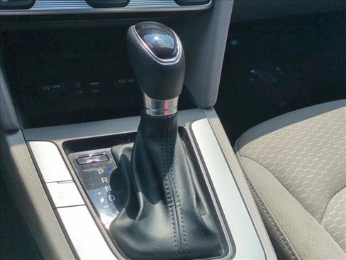Used 2019 Hyundai Elantra SEL image 12