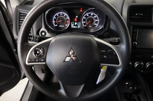 Used 2024 Mitsubishi Outlander Sport AWD image 3