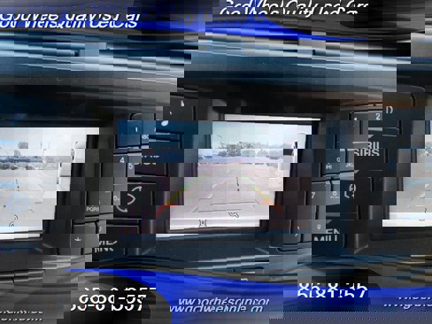 Used 2017 Ford Explorer XLT image 32
