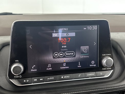 Used 2021 Nissan Rogue SV image 17