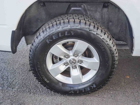 Used 2019 RAM 1500 Classic SLT image 11