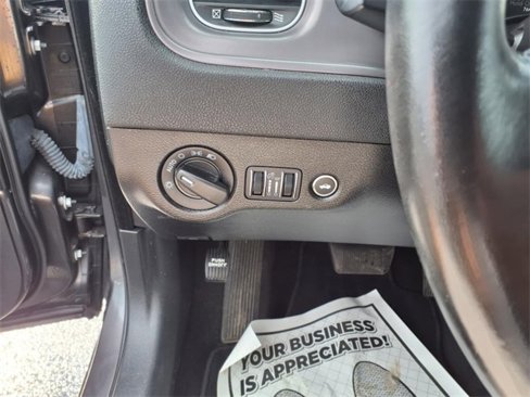 Used 2023 Dodge Charger SXT image 23