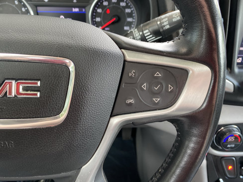 Used 2021 GMC Terrain SLT image 18