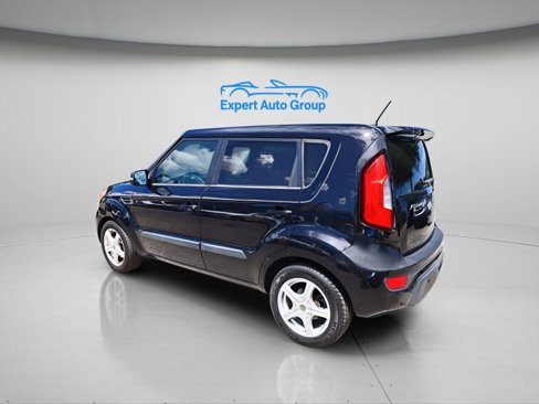 Used 2013 Kia Soul + w/ Audio Pkg image 6