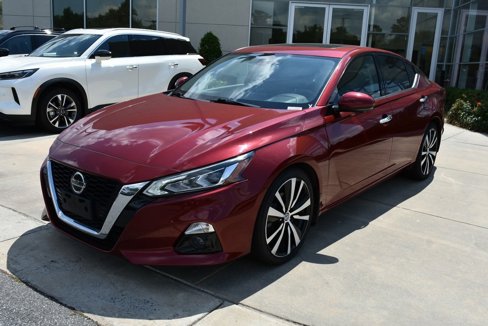 Used 2020 Nissan Altima 2.5 Platinum image 6