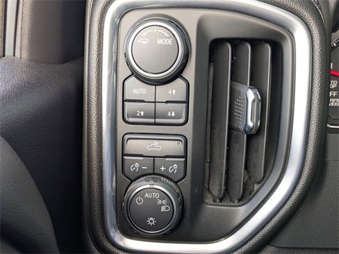 Used 2022 Chevrolet Silverado 1500 LT image 22