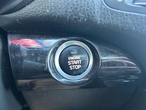 Used 2015 Kia Sorento SX image 8