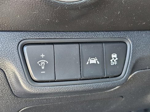 Certified 2020 Kia Forte LXS image 20