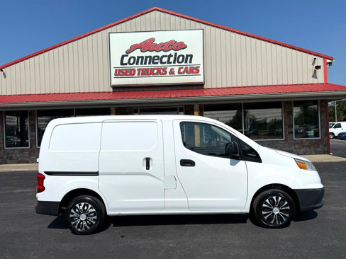 Used 2017 Chevrolet City Express LT w/ Technology Package image 3