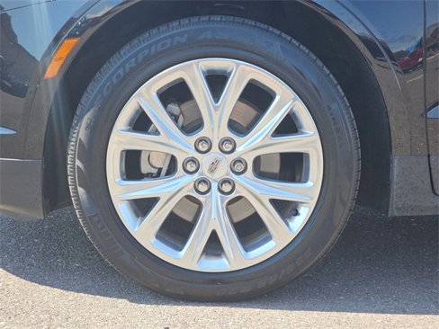 Used 2017 Cadillac XT5 Luxury image 19