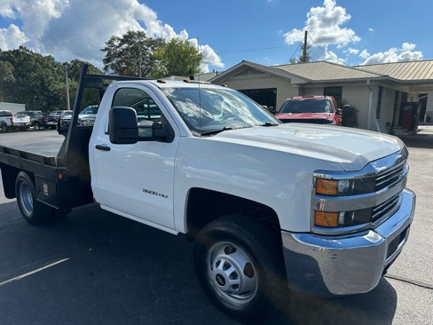 Used 2015 Chevrolet Silverado 3500 W/T image 3