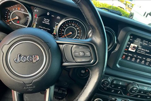Used 2020 Jeep Wrangler Unlimited Sport image 16
