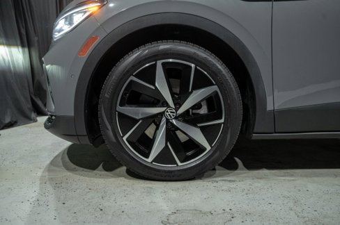 Used 2023 Volkswagen ID.4 Pro S image 7