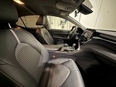 Used 2023 Toyota Camry SE image 27