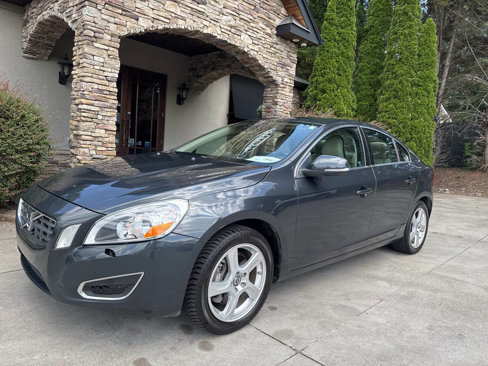 Used 2012 Volvo S60 T5 image 2