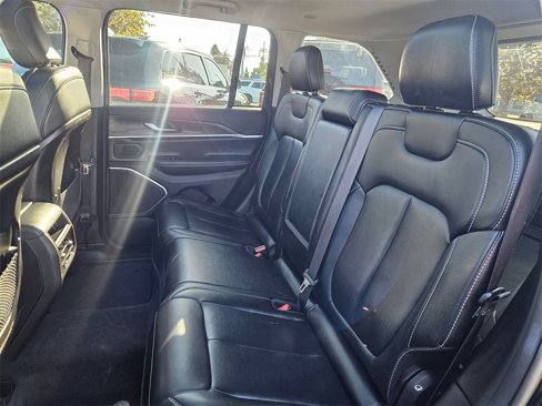 Used 2023 Jeep Grand Cherokee 4WD 4xe image 28