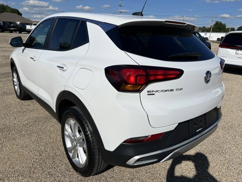 Used 2023 Buick Encore GX Preferred w/ Cold Weather Comfort Package image 5