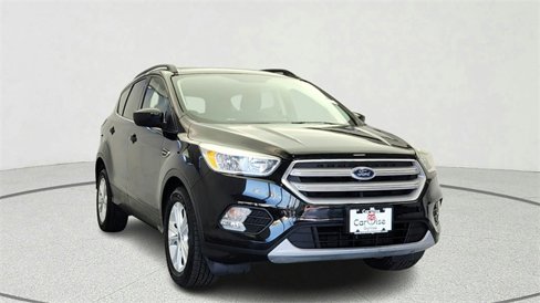 Used 2018 Ford Escape SE image 2