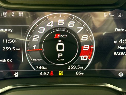 Used 2023 Audi R8 V10 performance image 11