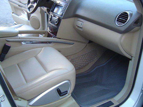 Used 2011 Mercedes-Benz ML 350 BlueTEC 4MATIC image 9