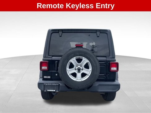Used 2019 Jeep Wrangler Unlimited Sport S image 4