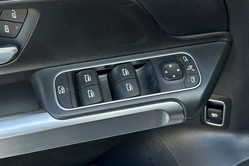 Certified 2021 Mercedes-Benz GLB 250 image 23