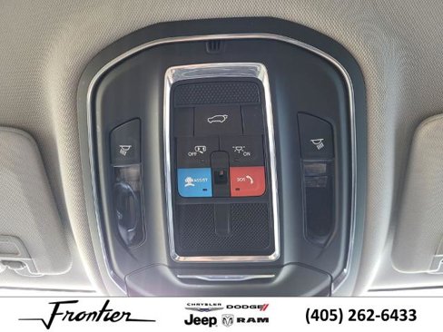 Used 2023 Jeep Grand Cherokee L Limited image 23