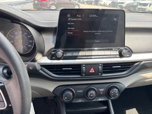 Certified 2021 Kia Forte LXS image 8