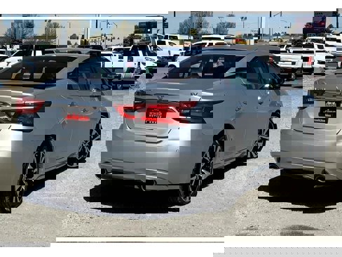 Used 2018 Nissan Maxima 3.5 SV image 14