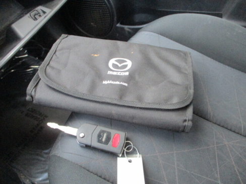 Used 2014 MAZDA MAZDA2 Sport image 32