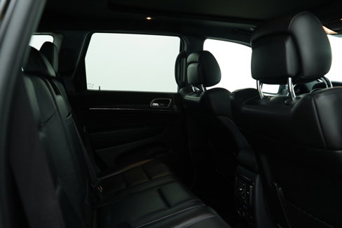 Used 2019 Jeep Grand Cherokee Limited w/ Luxury Group II image 12