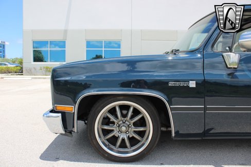 Used 1987 GMC Sierra 1500 2WD Regular Cab image 11