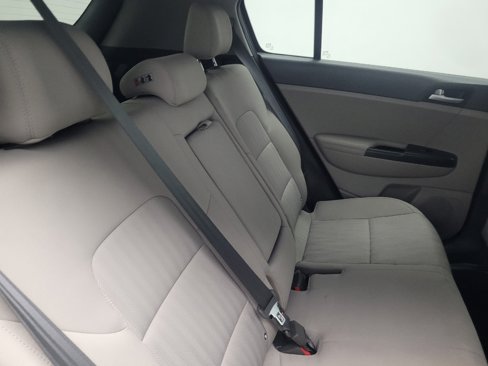 Used 2017 Kia Sportage LX image 19