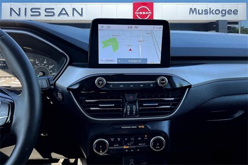 Used 2022 Ford Escape SEL image 9