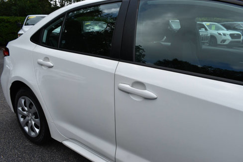 Used 2021 Toyota Corolla LE image 33