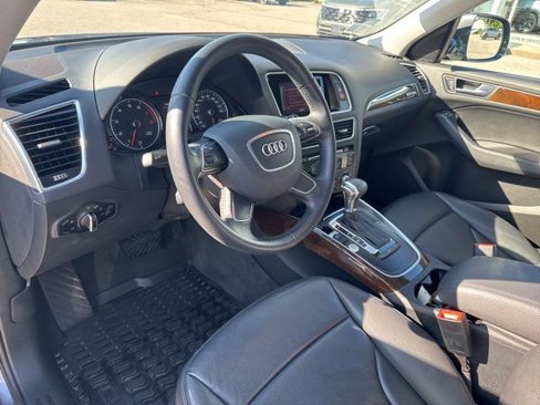 Used 2016 Audi Q5 2.0T Premium Plus w/ Premium Plus Package image 29