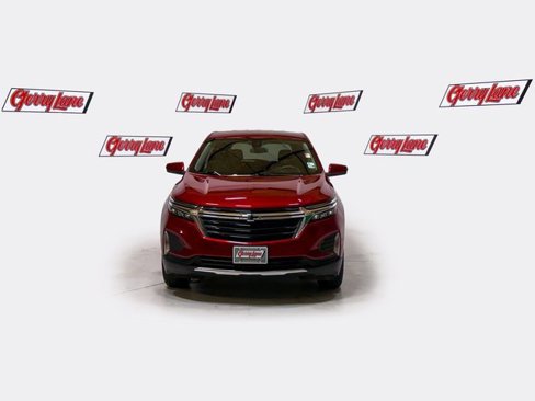 Used 2023 Chevrolet Equinox LT image 2